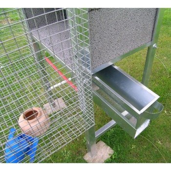 Pigeons Coop or Dovecote for 3 Pairs