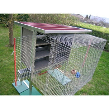 Pigeons Coop or Dovecote for 3 Pairs